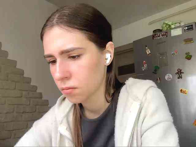 AshantiBadolato webcam