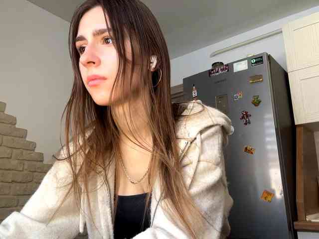 AshantiBadolato webcam