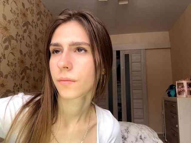 AshantiBadolato webcam