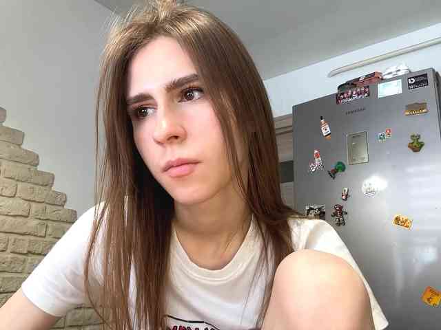 AshantiBadolato webcam