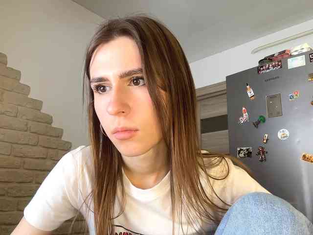 AshantiBadolato webcam