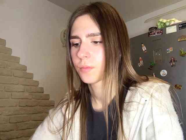 AshantiBadolato webcam