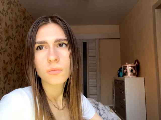 AshantiBadolato webcam