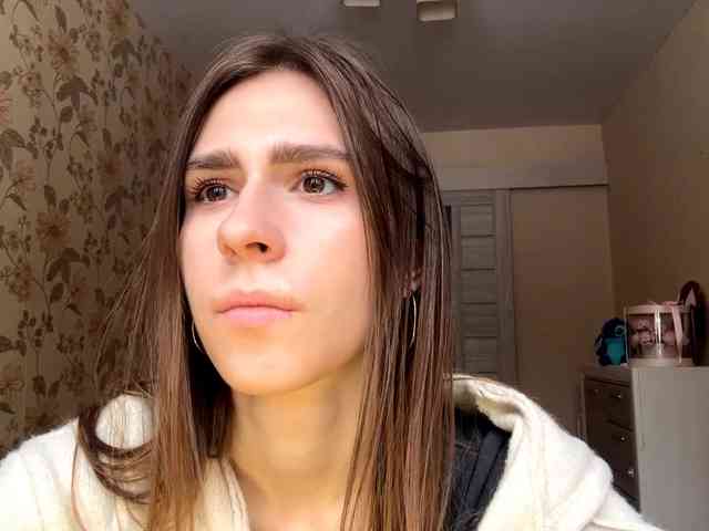 AshantiBadolato webcam