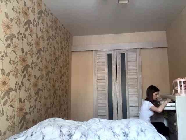 AshantiBadolato webcam