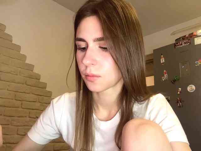 AshantiBadolato webcam