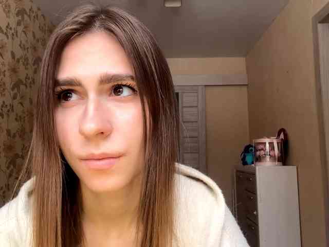 AshantiBadolato webcam