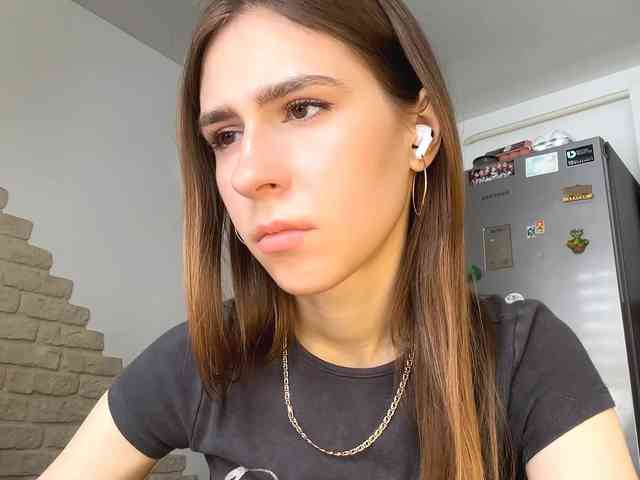 AshantiBadolato webcam