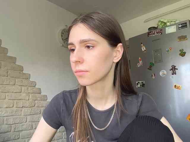 AshantiBadolato webcam