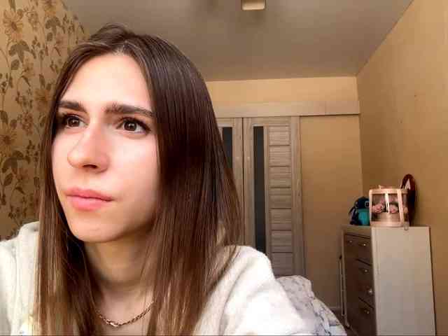 AshantiBadolato webcam