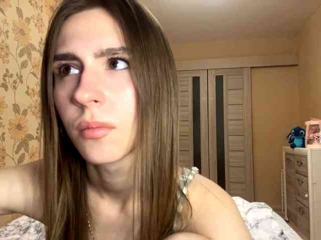 AshantiBadolato webcam