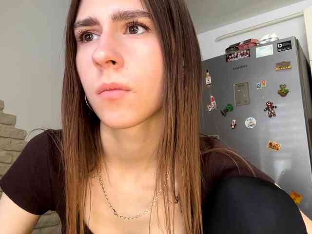 AshantiBadolato webcam