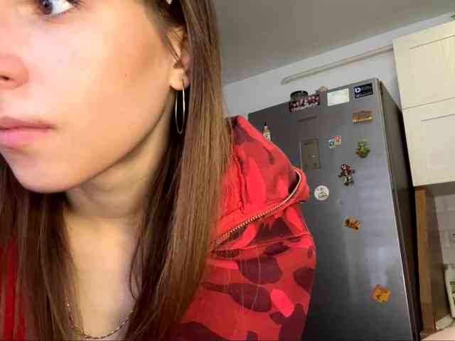 AshantiBadolato webcam