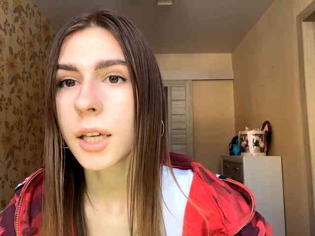 AshantiBadolato webcam