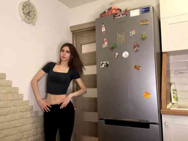 AshantiBadolato webcam