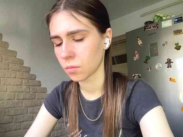 AshantiBadolato webcam