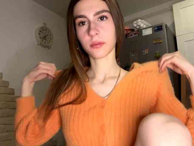 AshantiBadolato webcam