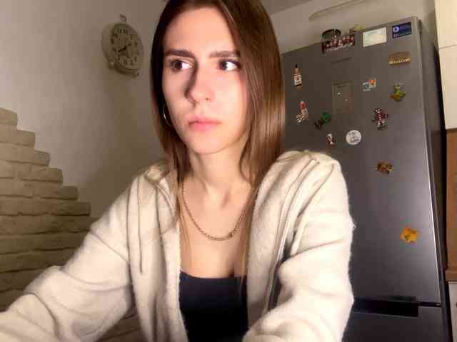 AshantiBadolato webcam