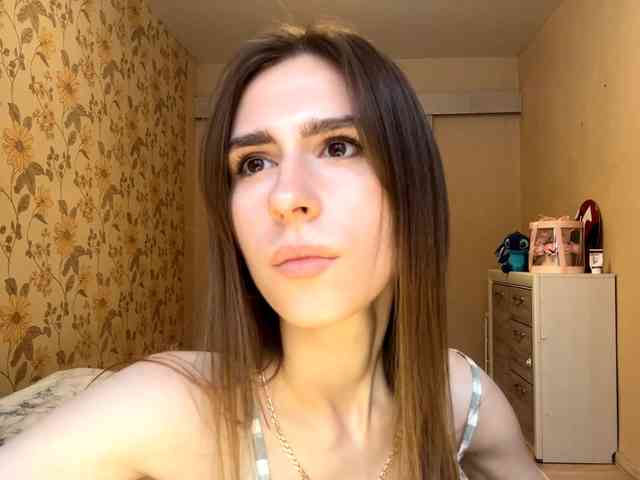 AshantiBadolato webcam