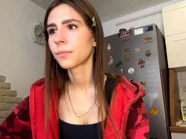 AshantiBadolato webcam