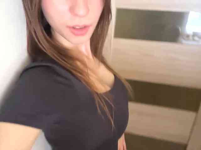 AshantiBadolato webcam