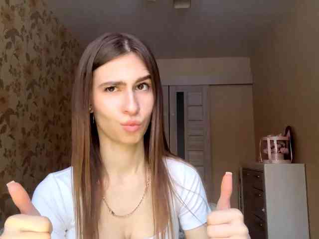 AshantiBadolato webcam