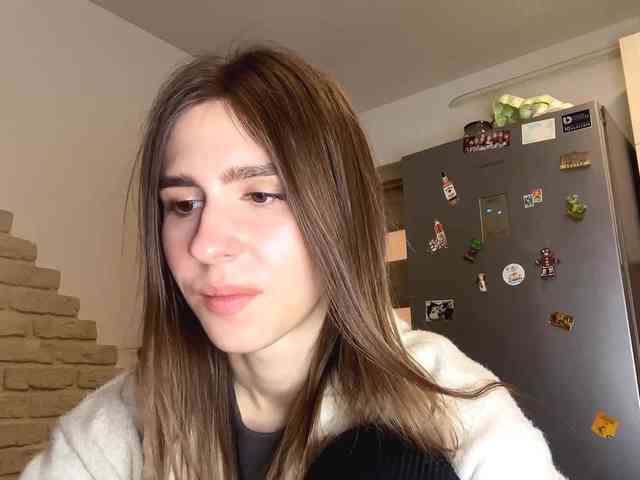 AshantiBadolato webcam