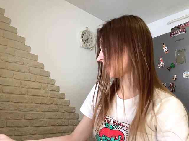 AshantiBadolato webcam