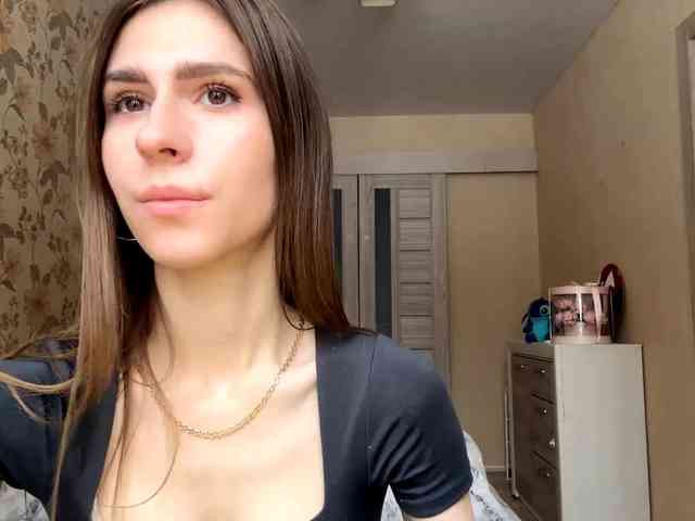 AshantiBadolato webcam