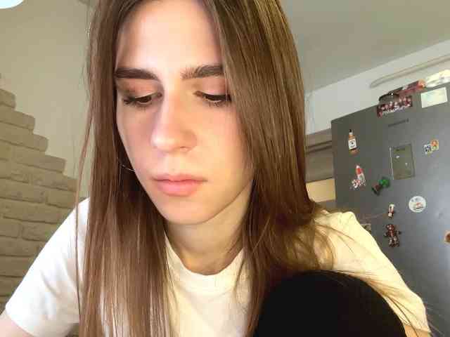 AshantiBadolato webcam