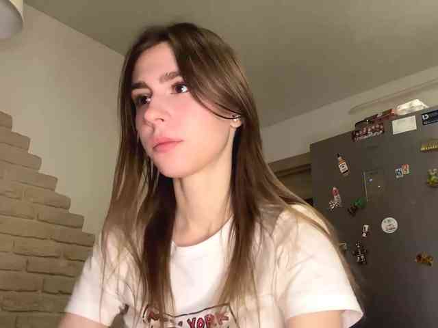 AshantiBadolato webcam