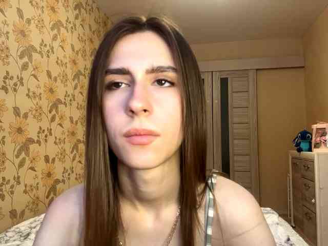 AshantiBadolato webcam