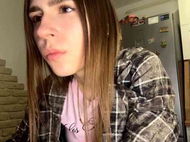 AshantiBadolato webcam