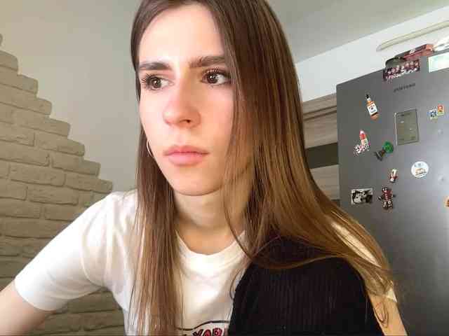 AshantiBadolato webcam