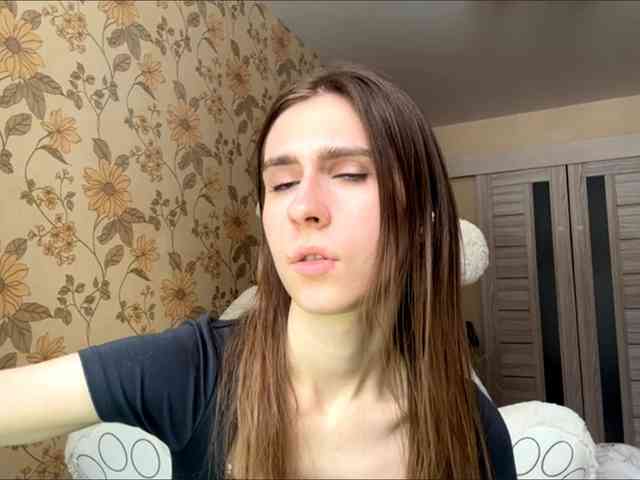 AshantiBadolato webcam