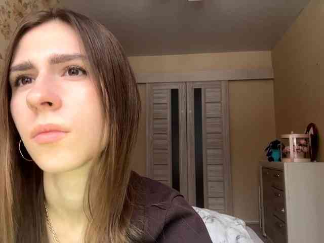 AshantiBadolato webcam