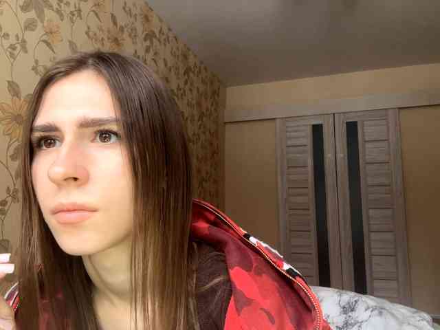 AshantiBadolato webcam