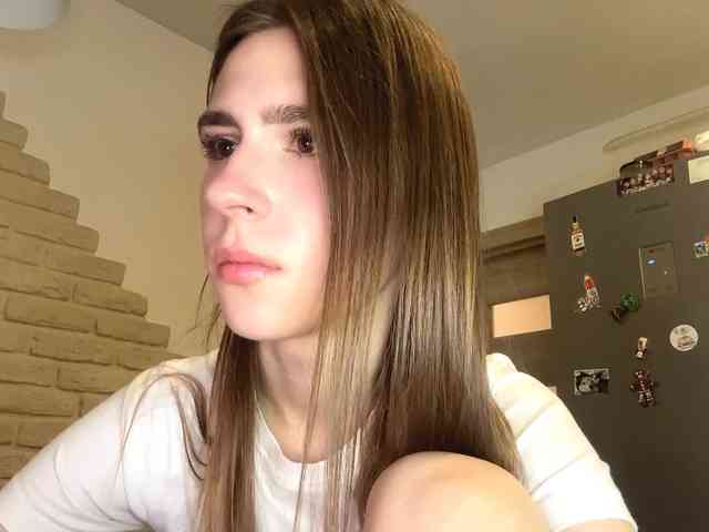 AshantiBadolato webcam