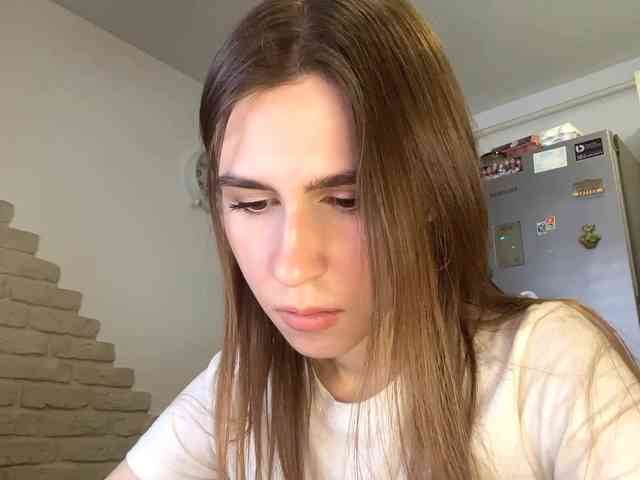 AshantiBadolato webcam