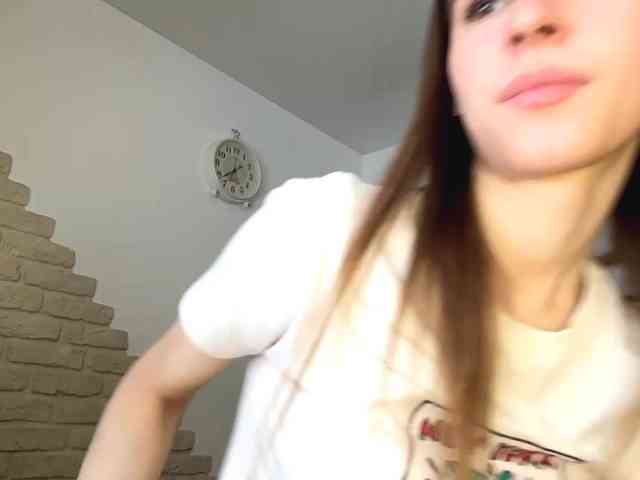 AshantiBadolato webcam