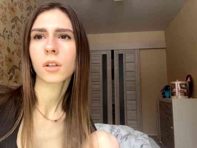 AshantiBadolato webcam