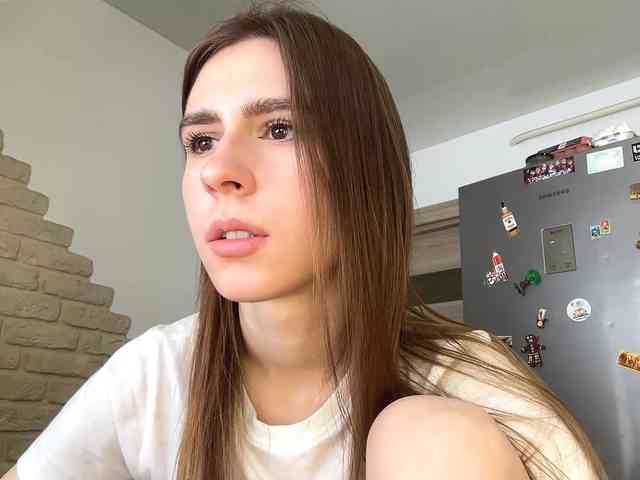 AshantiBadolato webcam