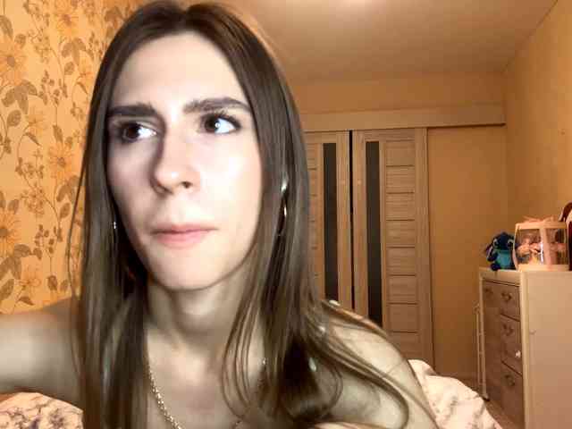 AshantiBadolato webcam