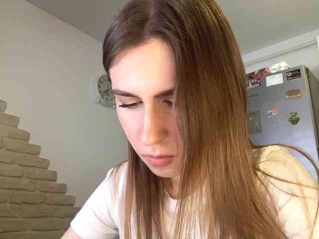 AshantiBadolato webcam