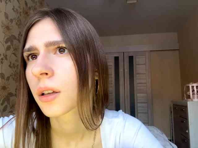 AshantiBadolato webcam