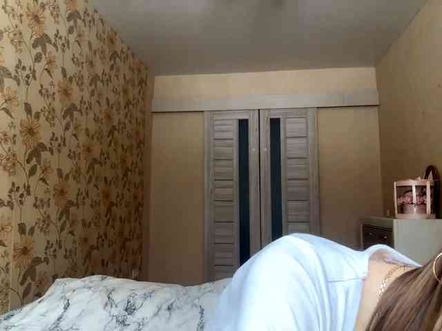 AshantiBadolato webcam