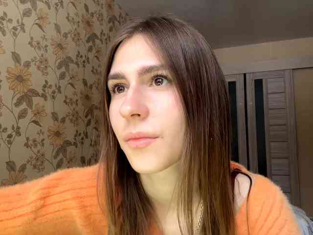 AshantiBadolato webcam