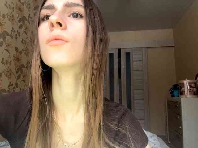 AshantiBadolato webcam