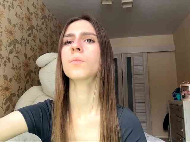 AshantiBadolato webcam