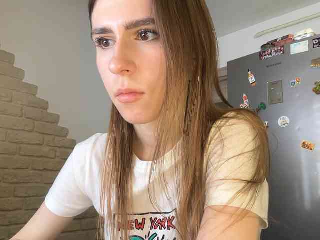 AshantiBadolato webcam